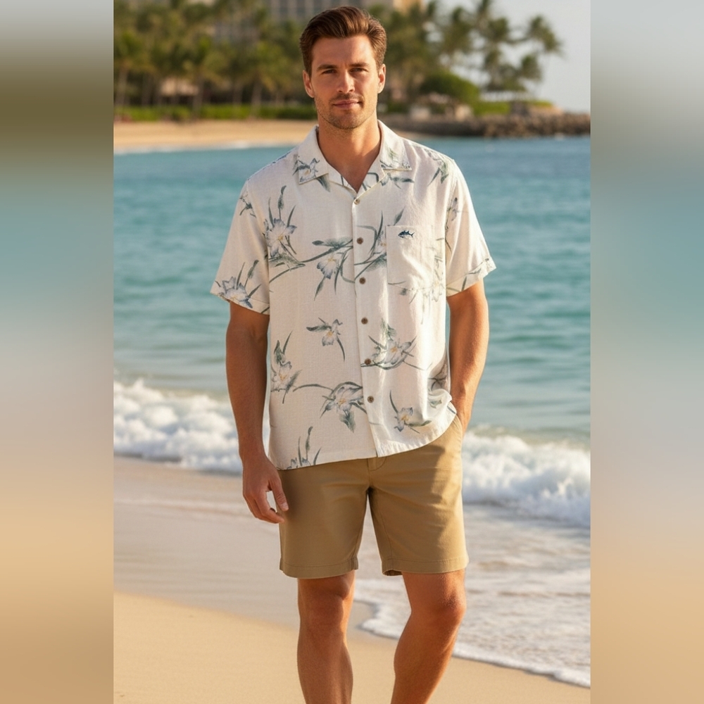 Tommy Bahama Floral Hawaiian Shirt Size‎ M Beige Short Sleeve Button up